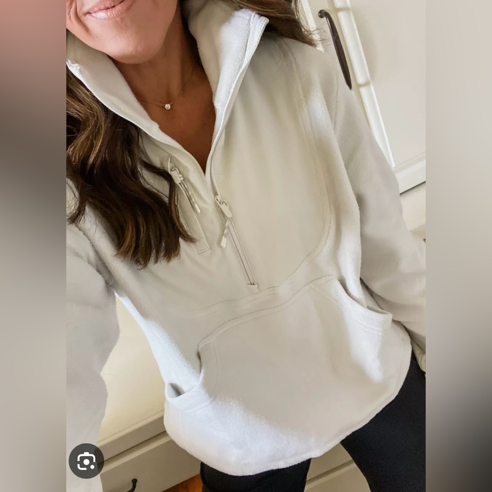 Lululemon Fleece +. Ripstop jacket bone 2